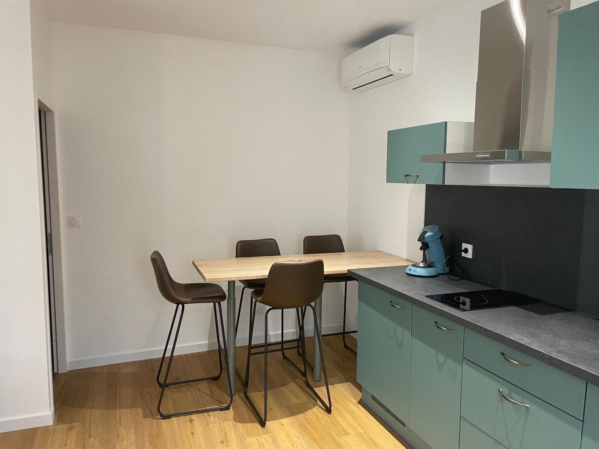 Le Perroquet Apartment วิลลา เลส์ ดอมส์ ภายนอก รูปภาพ